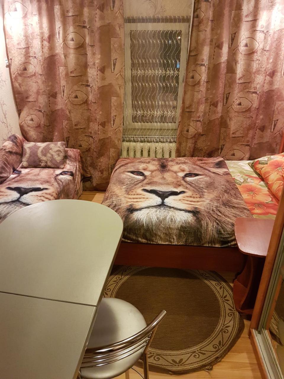 ריבנה House Hotel Apartments 3 מראה חיצוני תמונה